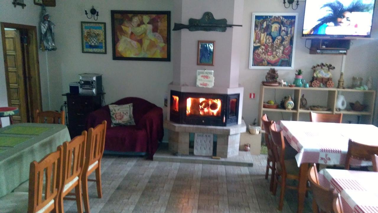 Guest House Alfa Daniel Balkanets  Bagian luar foto