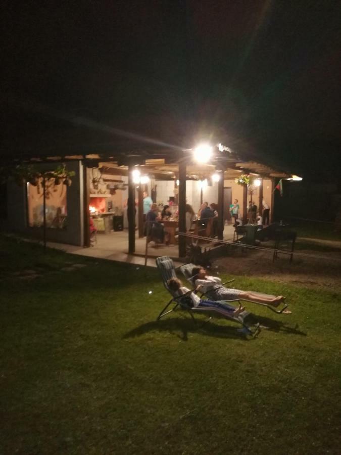 Guest House Alfa Daniel Balkanets  Bagian luar foto